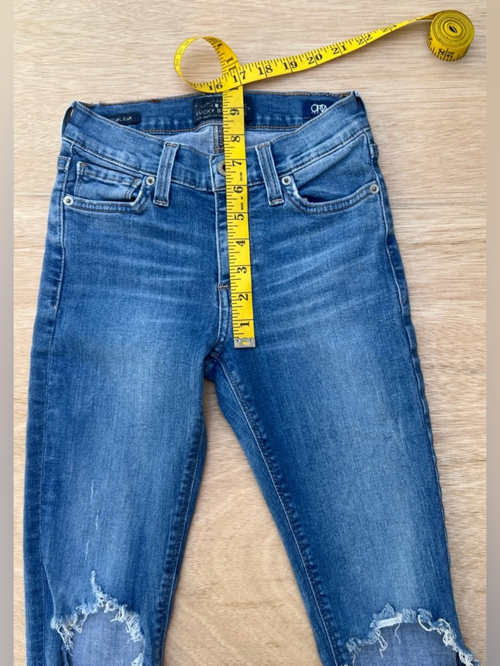 Lucky Brand Low Rise Medium Blue Wash Distressed Skinny Jeans 24 Y2K Festival - Picture 6 of 11